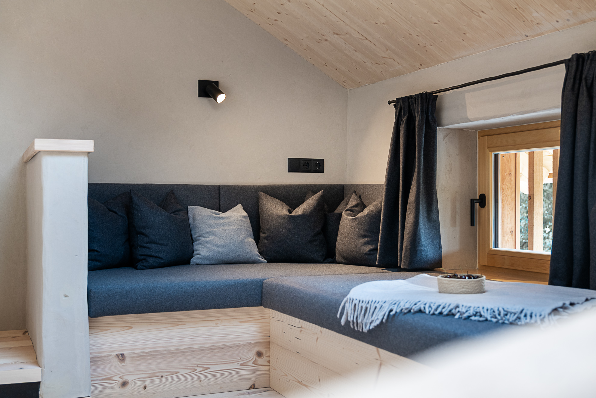 Apartment drei Sofa